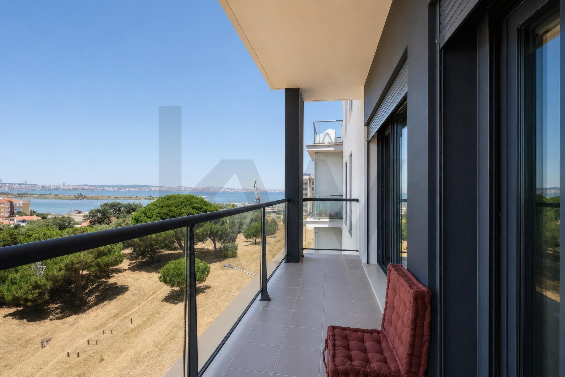 T1 com Vista Rio na Quinta da Trindade, Seixal